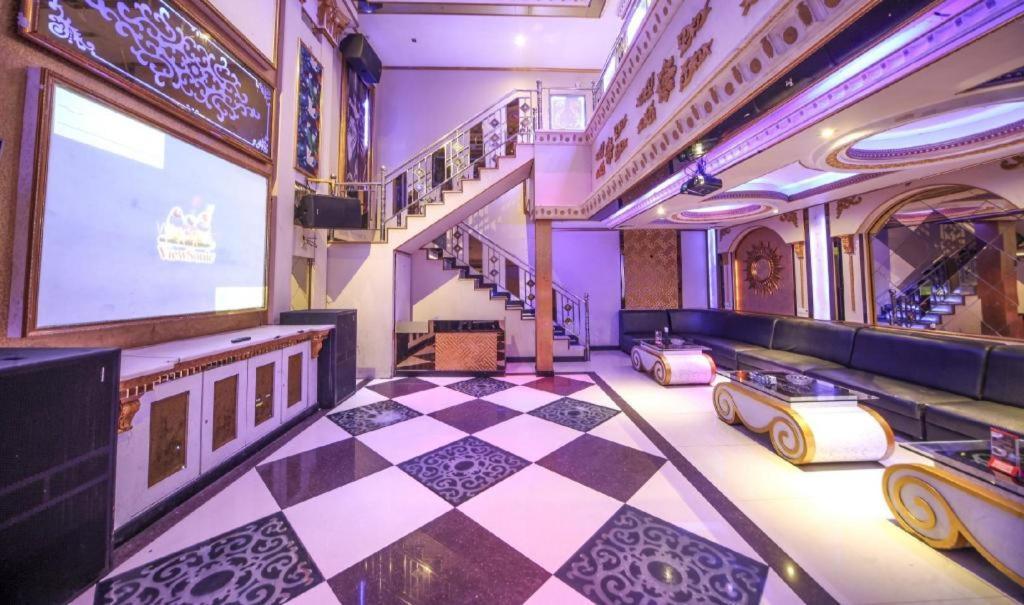 New Hollywood Hotel Pekanbaru Luaran gambar