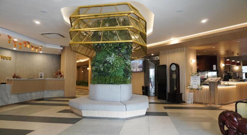 New Hollywood Hotel Pekanbaru Luaran gambar