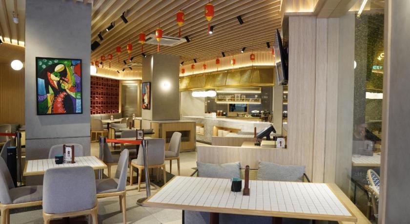 New Hollywood Hotel Pekanbaru Luaran gambar