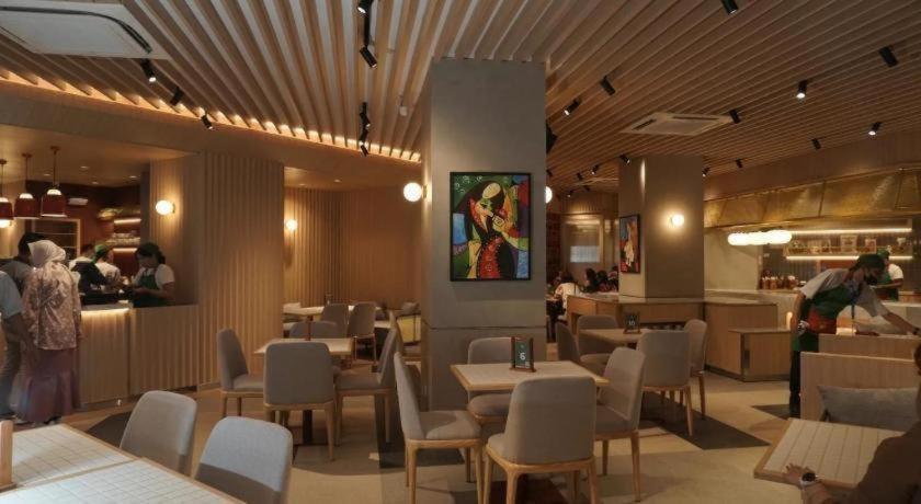 New Hollywood Hotel Pekanbaru Luaran gambar